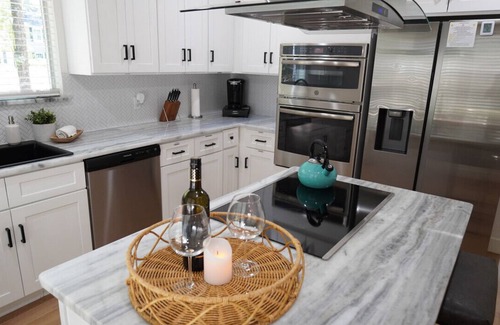 Grogan's Mill Apartment | Woodlands Retreat: concerts, Arts & Water Fun