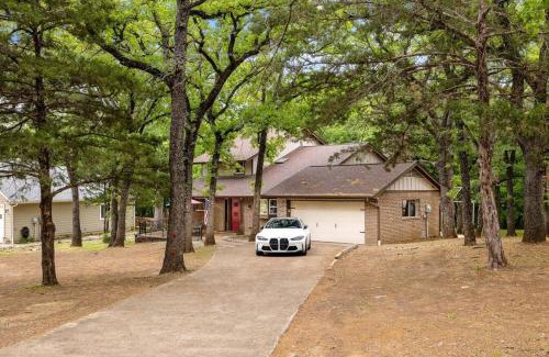 Oak Point House | Woodlands Vacation Home in Little Elm/Frisco TX