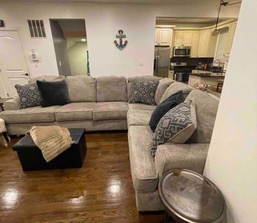 Woodlawn House | Woodlawn Oasis