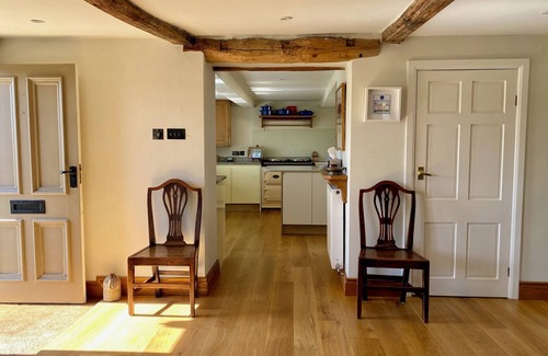 Almondbury Cottage | WOODLEA COTTAGE, pet friendly, luxury holiday cottage in Almondbury
