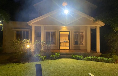 Bhopal House | Woodlogs Farmhouse