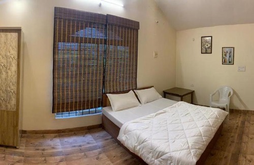 Bhopal House | Woodlogs Farmhouse