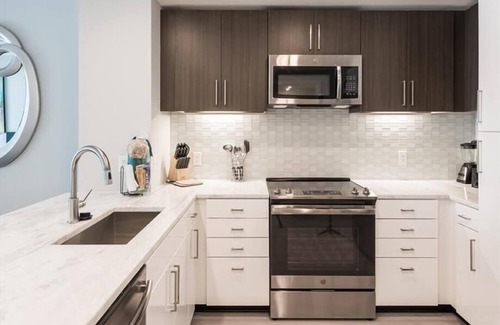 Woodmont Triangle Apartment | Woodmont Triangle| Pet-friendly 1BR | nr Glen Echo Park