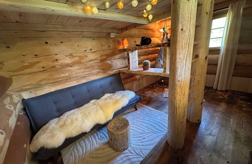 Leuk House | WoodMood