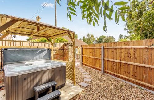 Tilney Fen End House | Woodpecker Barn - Uk38613