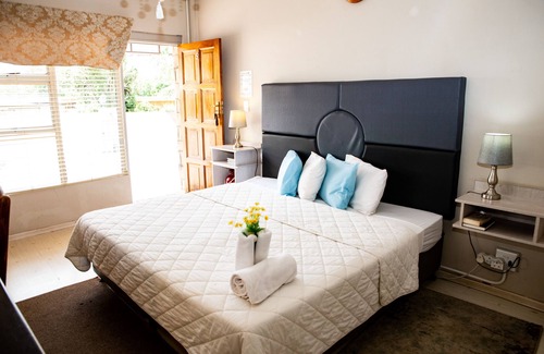 Ficksburg House | Woodpecker Guesthouse