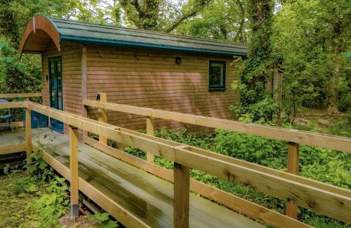 Hayle House | Woodpecker - Uk43451