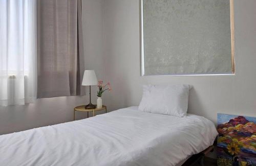 Chunghung Apartment | Woodri House