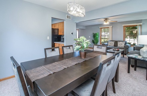 Woodridge House | Woodridge Rental
