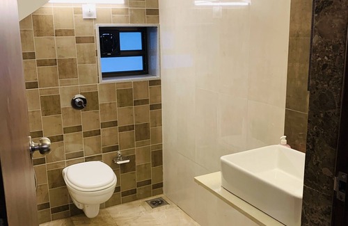Valsad Hotel | Woods The Clubhouse - Mangalyam Meadows