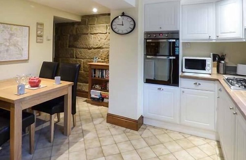 Tansley Cottage | WOODS VIEW COTTAGE, pet friendly, with open fire in Tansley