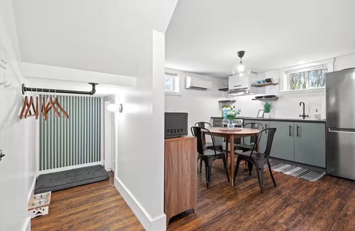 Halifax House | Woods & Water Suite