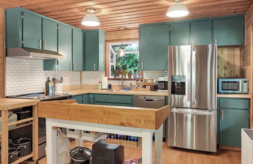 Cape Meares Cabin | Woods & Waves: Luxury Coast Cabin, King Beds, Pets