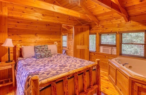 Pine Mountain Valley Cabin | Woodscape Cabins "Bear" - Main Cabin of Triplex