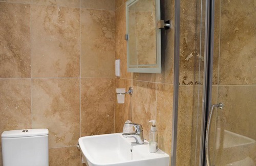 Grewelthorpe House | Woodside Cottage