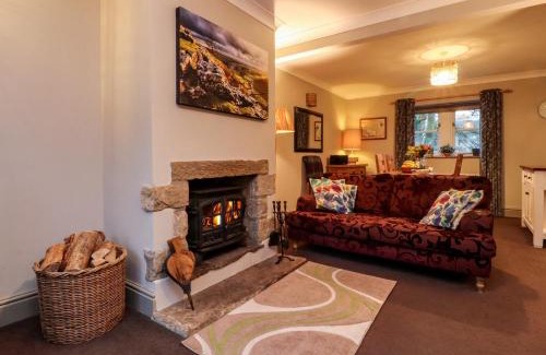 Malham House | Woodside Cottage