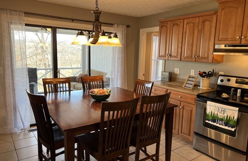 Bronston Condo | Woodson Bend-Golf, Pool Restaurant& More-Near Burnside W/Lake View - First Floor