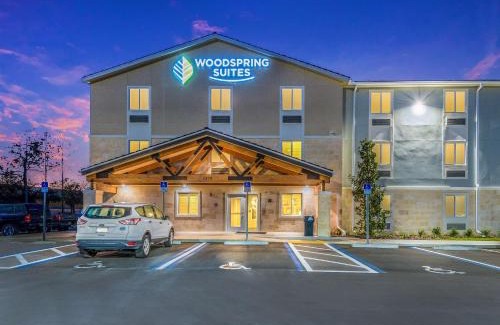 Braden River Hotel | WoodSpring Suites Bradenton
