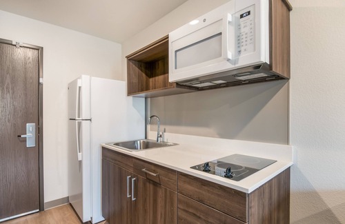 Broomfield Hotel | WoodSpring Suites Broomfield-Westminster