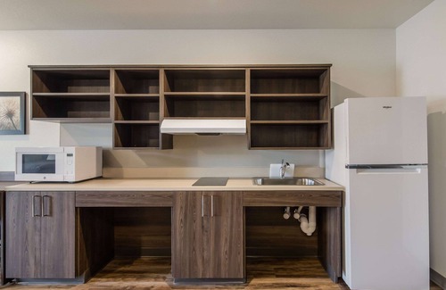 Broomfield Hotel | WoodSpring Suites Broomfield-Westminster