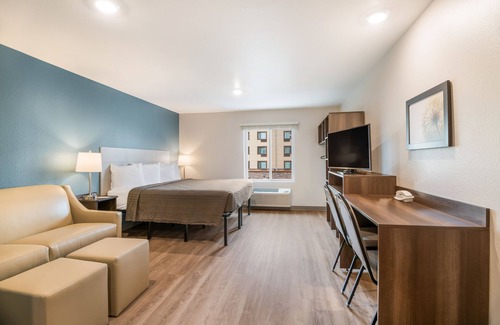 Broomfield Hotel | WoodSpring Suites Broomfield-Westminster