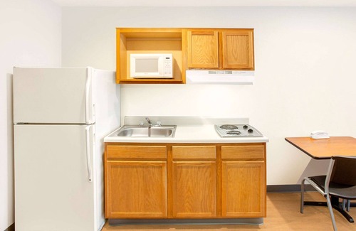 Brownsville Hotel | WoodSpring Suites Brownsville