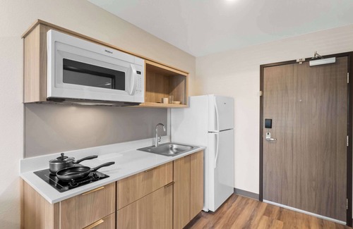 Centennial Hotel | WoodSpring Suites Centennial - Denver Tech Center