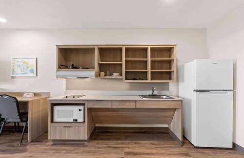Centennial Hotel | WoodSpring Suites Centennial - Denver Tech Center