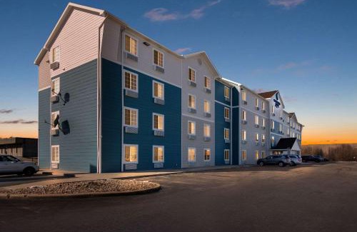 Champaign Hotel | WoodSpring Suites Champaign near University