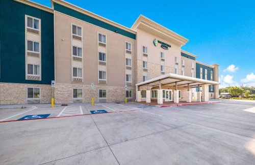 Plano Hotel | WoodSpring Suites Dallas Plano Central Legacy Drive