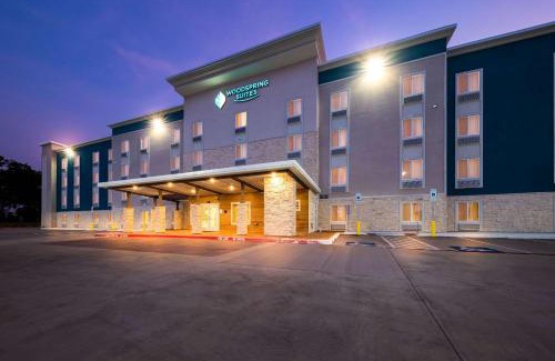 Plano Hotel | WoodSpring Suites Dallas Plano Central Legacy Drive