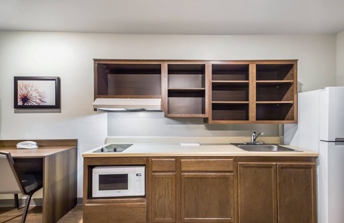 Elgin Hotel | WoodSpring Suites Elgin - Chicago