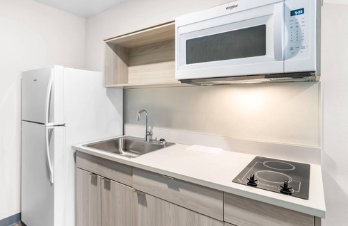 Elkhart Hotel | Woodspring Suites Elkhart