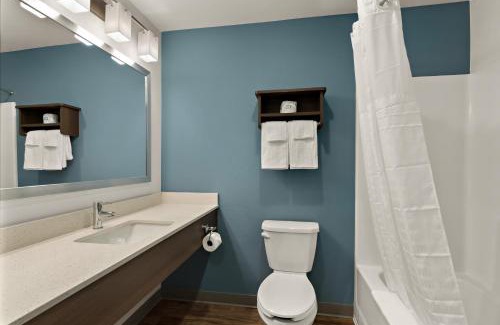 Fort Collins Hotel | WoodSpring Suites Fort Collins
