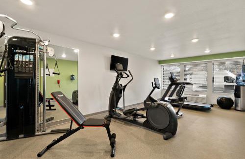 Fort Collins Hotel | WoodSpring Suites Fort Collins