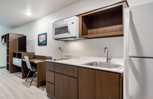 East Paris Hotel | WoodSpring Suites Grand Rapids Kentwood