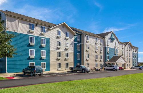 Baytown Hotel | WoodSpring Suites Houston Baytown