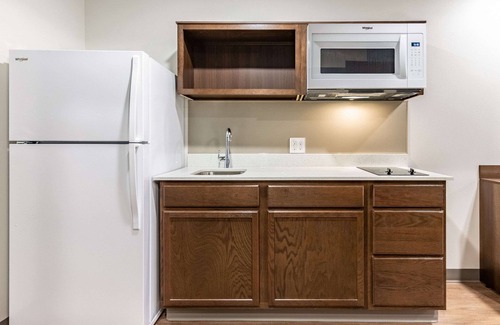 West Newton Hotel | WoodSpring Suites Indianapolis Airport South