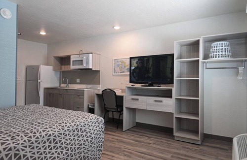 Jackson Hotel | Woodspring Suites Jackson I-40