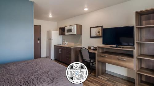 Libertyville Hotel | WoodSpring Suites Libertyville - Chicago