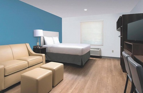 Rochester Hotel | Woodspring Suites Rochester Greece