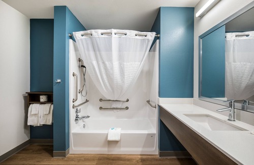 Redmond Hotel | WoodSpring Suites Seattle Redmond