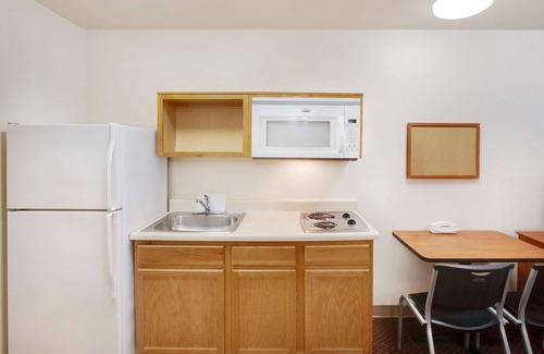 Texas City Hotel | WoodSpring Suites Texas City