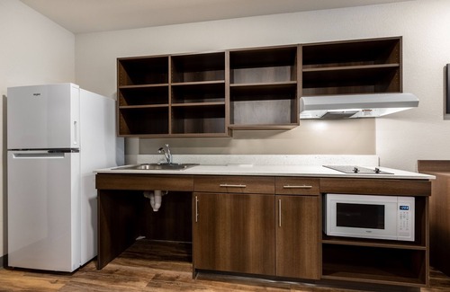 West Palm Beach Hotel | Woodspring Suites West Palm Beach
