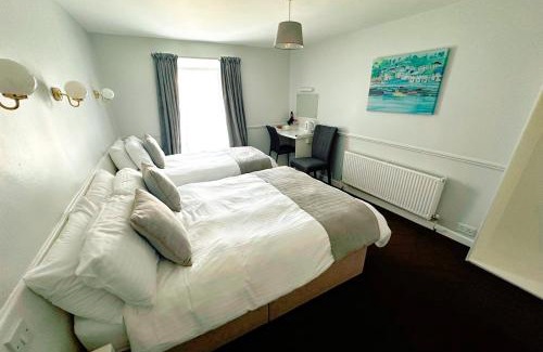 Inistioge Bed & Breakfast | Woodstock Arms - Bar, Bed & Breakfast