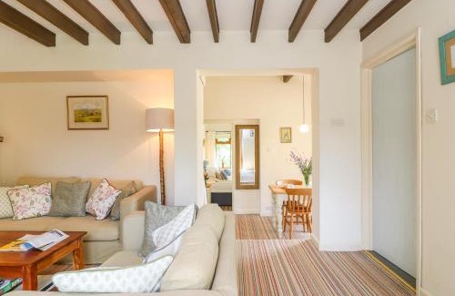 Axminster House | Woodstock Cottage