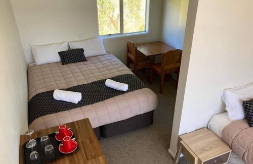 Hokitika Hotel | Woodstock Hotel