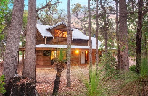 Quedjinup House | Woodstone Kookaburra Cottage