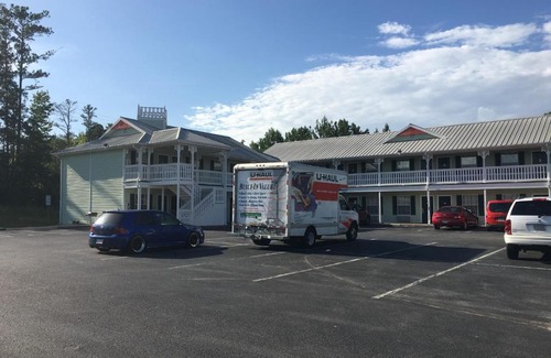 Hogansville Hotel | Woodstream Inn