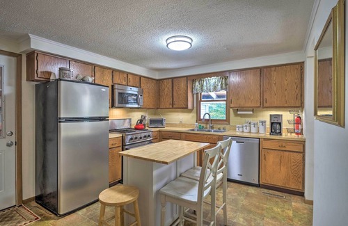 Diamond Point House | Woodsy Diamond Point Getaway - 5 Mi to Lake George